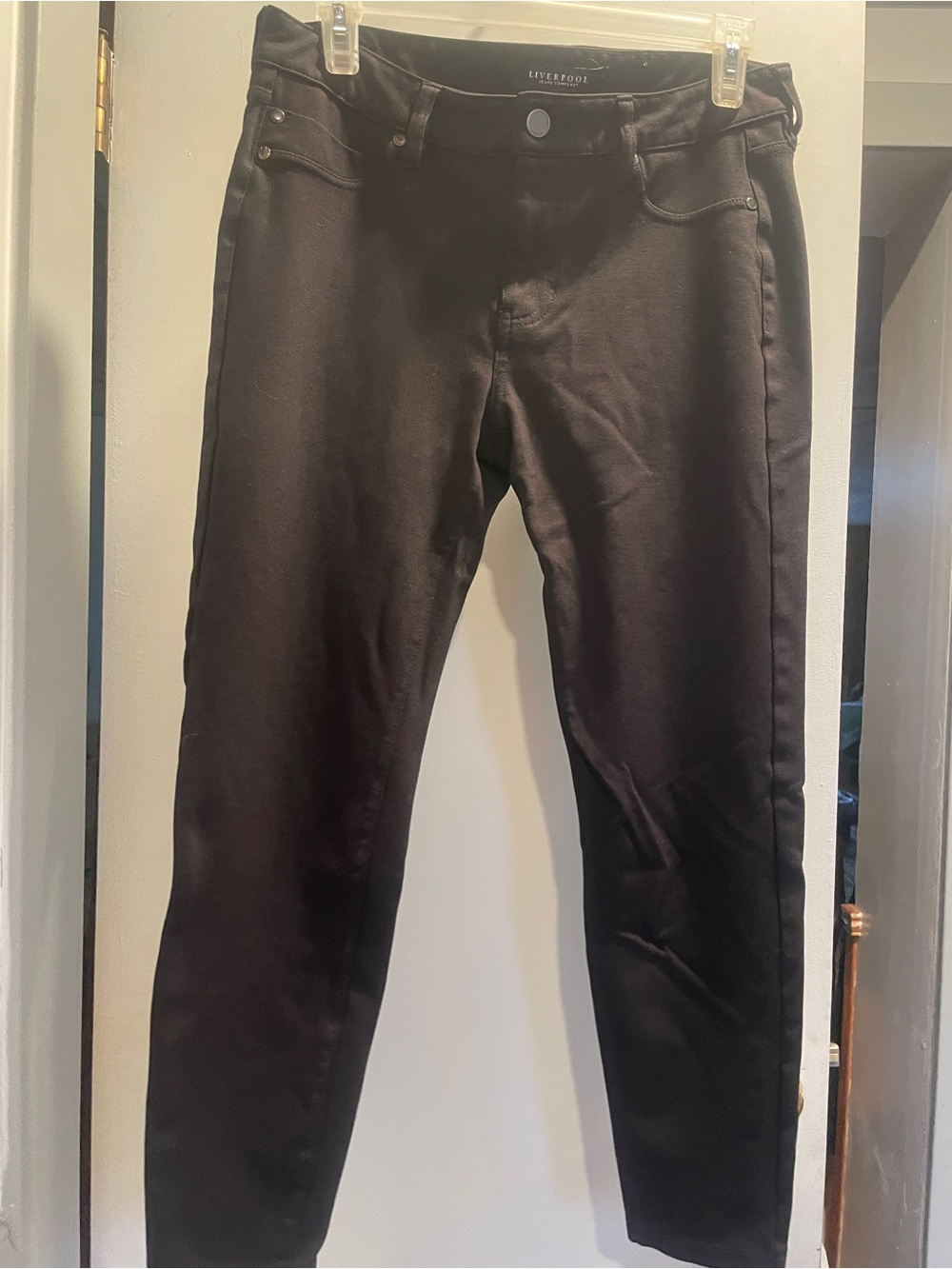 Liverpool Black Stretch Skinny Jeans women’s size 8P/29